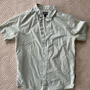 Use Patagonia, m, mens button-up t-shirt